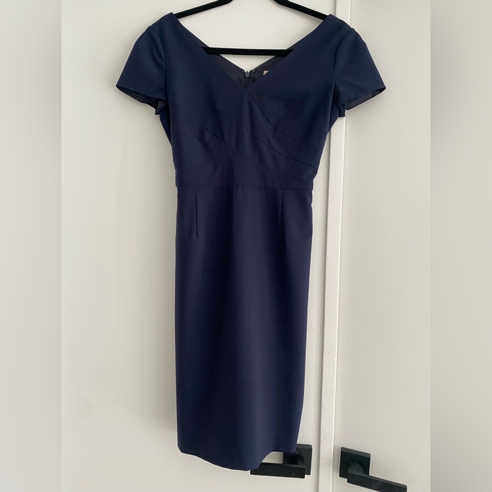 Banana Republic navy blue pencil dress in a size 2